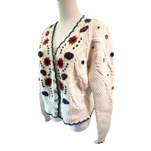 Alba Moda Wool Troylean VTG Floral Embroidered Cardigan Wood Buttons M Austrian - Picture 4 of 13